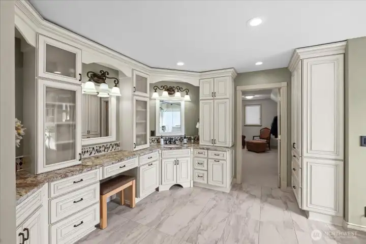 Heated tile floor, note the additional closet as you enter the oversized walk-in closet.