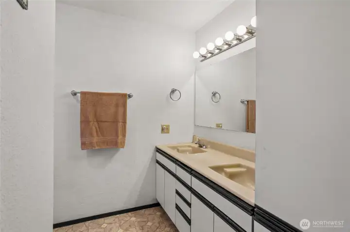Main Bathroom