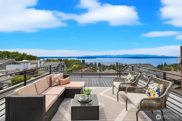 Sweeping Olympic Mountain and Sound westward views.