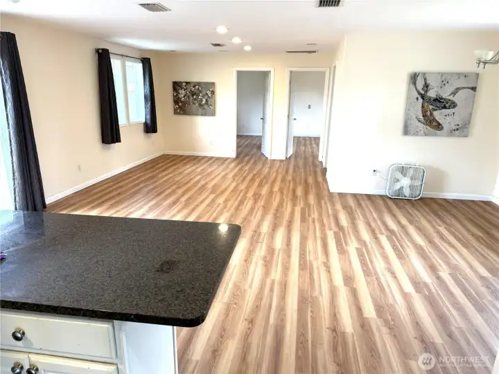 Kitchen bar area