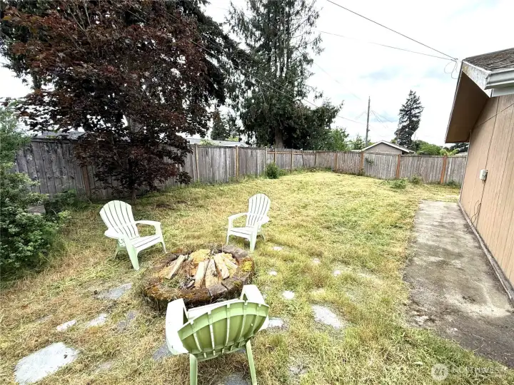 Fire pit