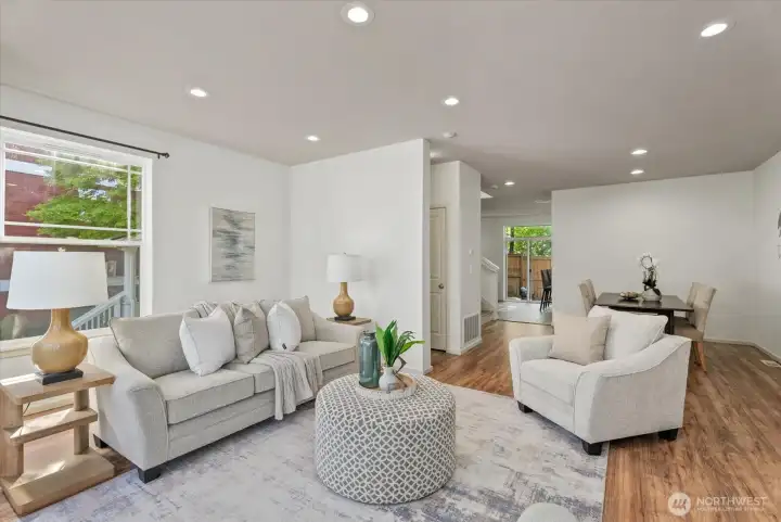 Comfortable living room with an easy everyday flow