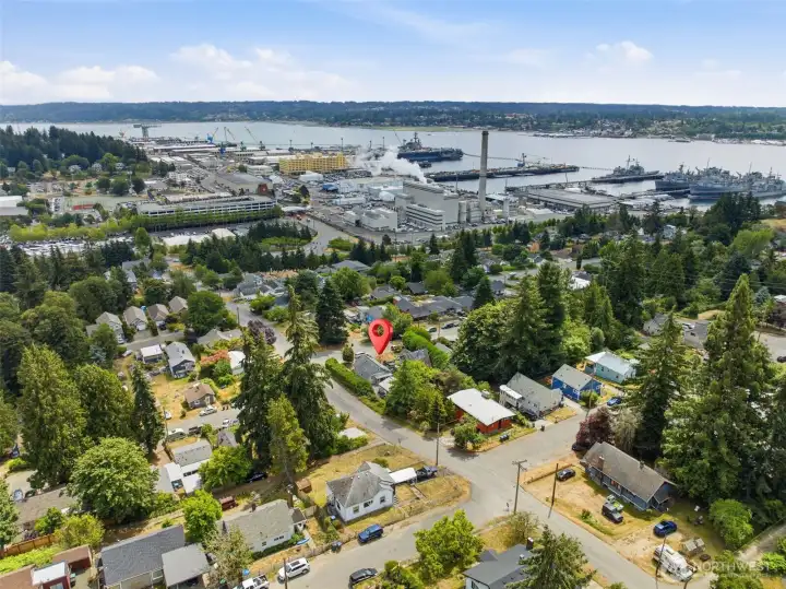 Minutes to PSNS and Naval Base Bremerton