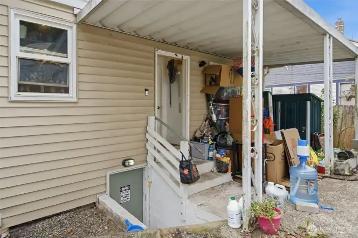 Basement with separate entrance