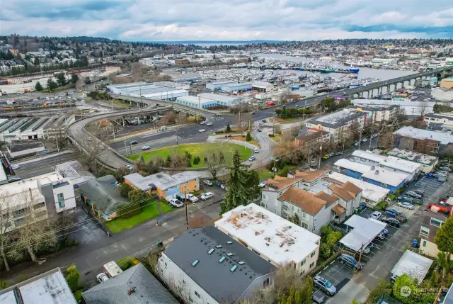 Arial looking toward Magnolia and Bay.