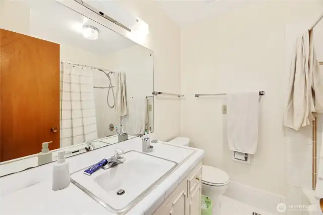 5009 Bath-