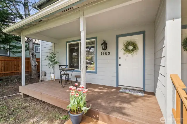 1408 covered front porch