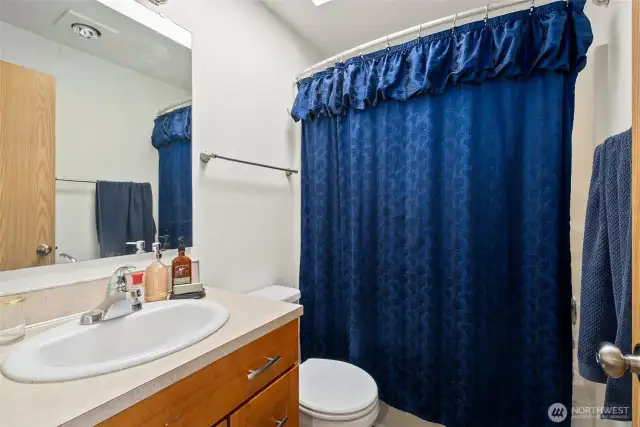 1408 primary bathroom