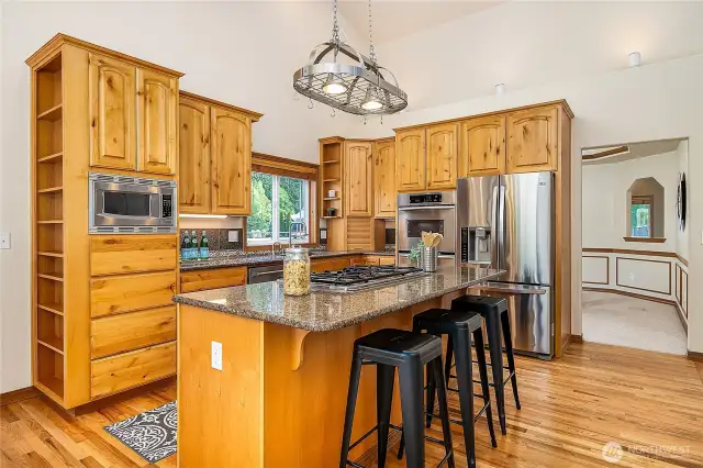 Nice sized kitchen. Built in microwave, tons of useful drawers. The Dining Room is on the right.