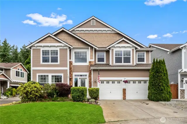 Glacier Valley offers a wonderful opportunity for comfortable living.