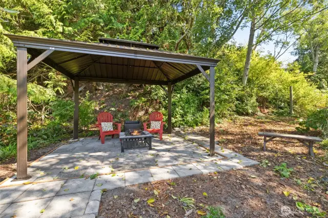Gazebo with views and tranquility
