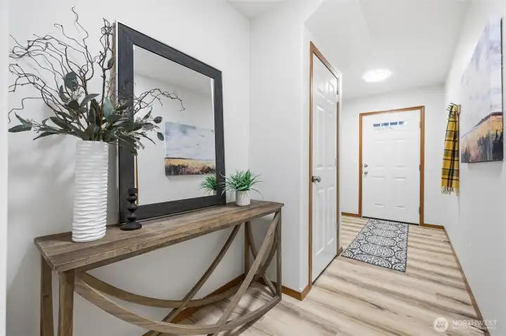 Open and inviting entry way