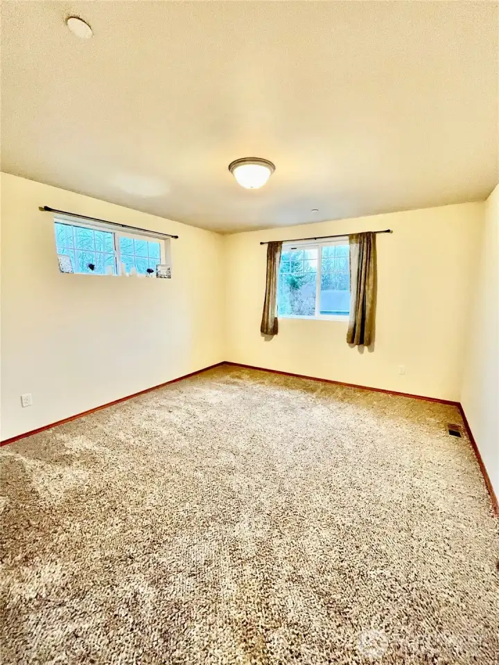 Spacious primary bedroom