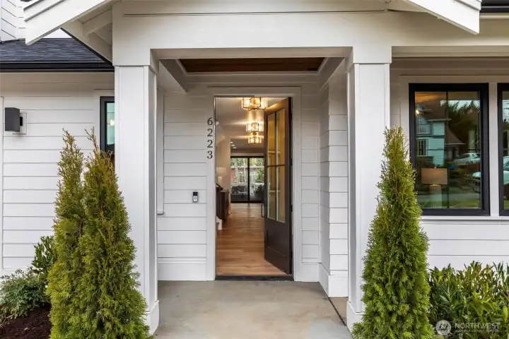 6223 43rd Ave NE. Welcome Home!