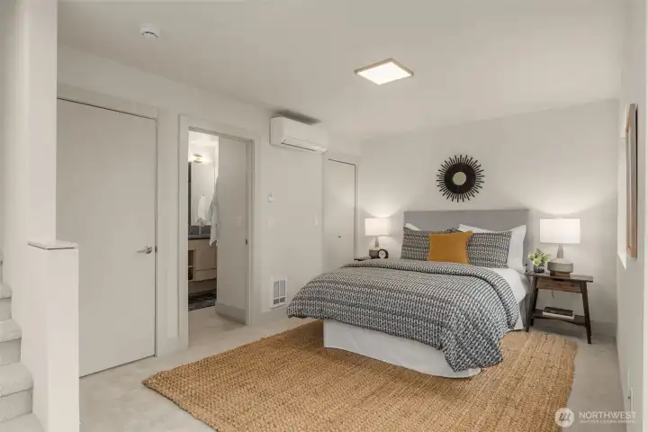 Primary suite with access to 3/4 bathroom