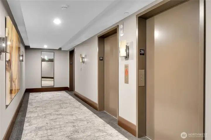 Walk out your condo door and it is only minutes to some of the best malls, shopping, restaurants and bars!