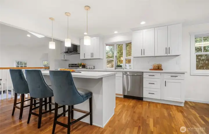 Kitchen quartz island