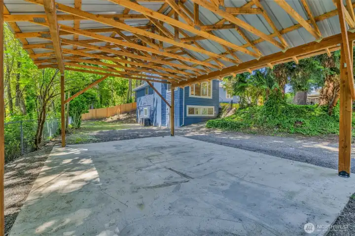 Ultra convenient covered parking (carport) with NO stairs to MIL, lower unit.