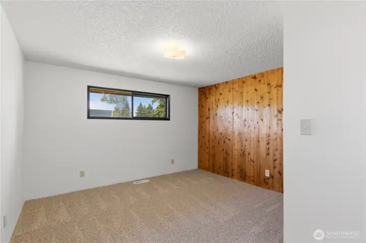 The third bedroom can also be used as a guest room or home office. The third bedroom can also be used as a guest room or home office.