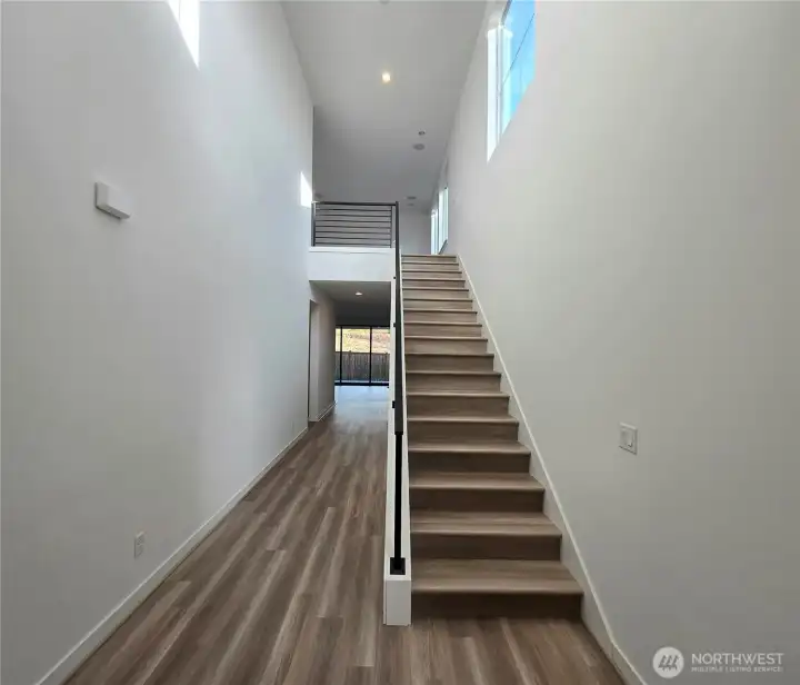 2-story entry foyer