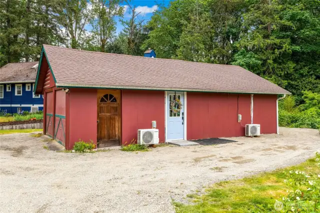 The Cottage. Active Airbnb.