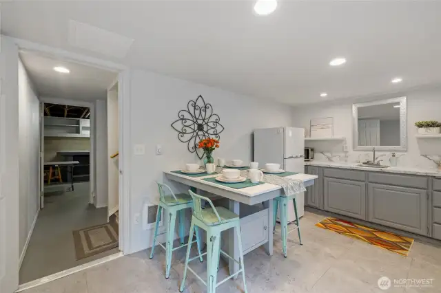 Table conveys with house