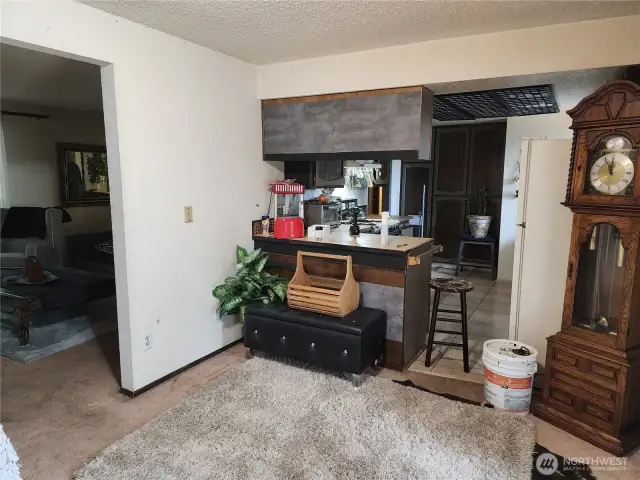 kitchen has breakfast bar