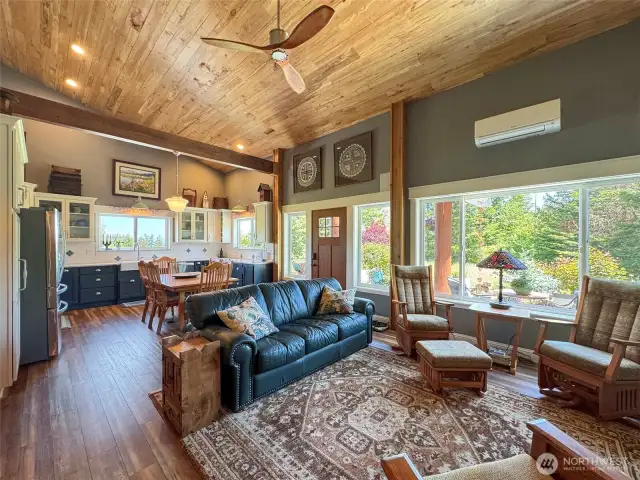 Cozy Indoor-Outdoor Feel