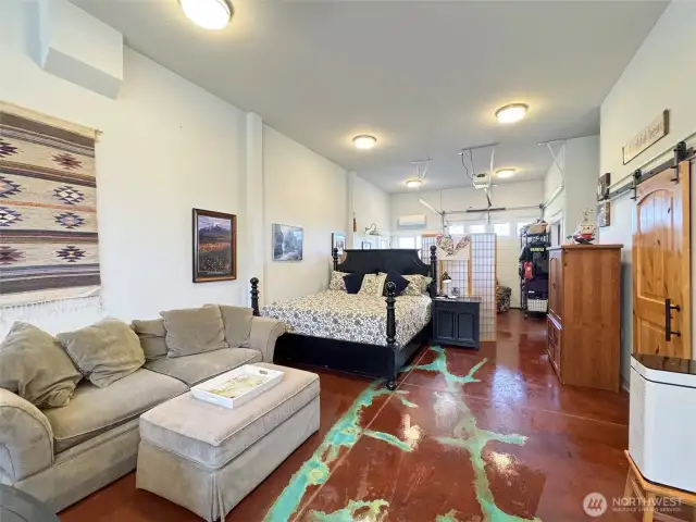 Flex Space- Bedroom-Great room-& more+