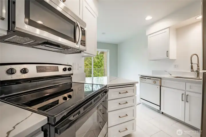 Newer Stove, Refer, Microwave