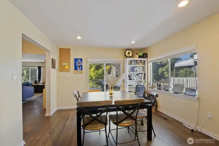 Dining area off the kitchen