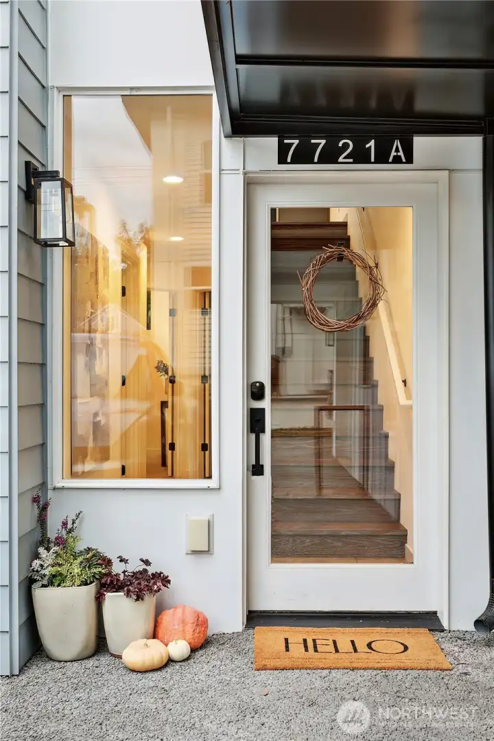 This townhome was built in 2021, and is in like-new condition. No HOA dues, on a great street in Whittier Heights, south of 80th.  This home is close to great amenities like Delancey, Un Bien, and transit on 15th. This one is move-in ready.