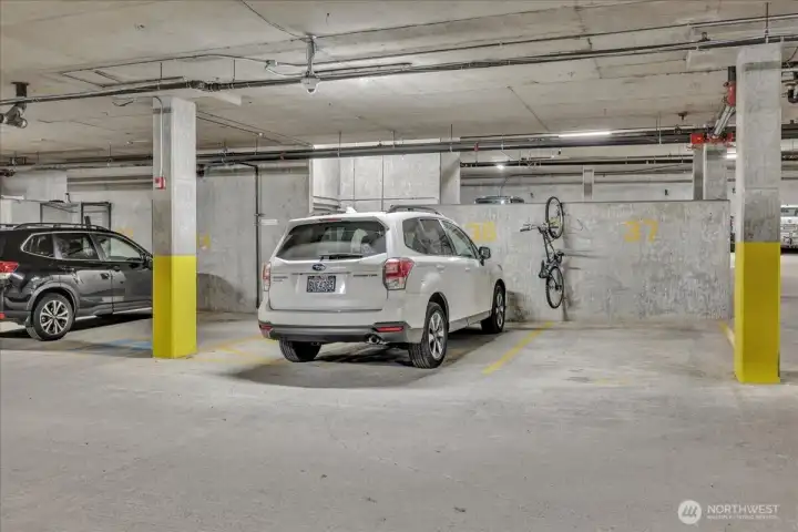 Large parking space in common garage.