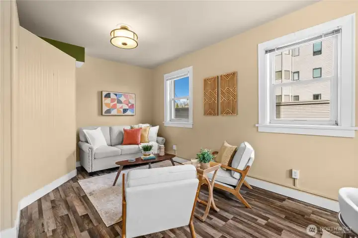 Living area - wall to the left can be removed