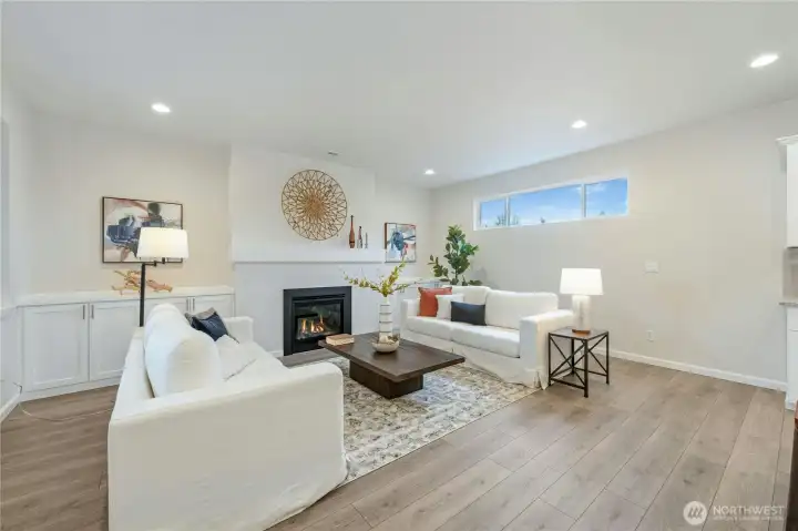 REPRESENTATION ONLY. Lot 26 is a presale. Photos are lot 41. Colors and features will vary.