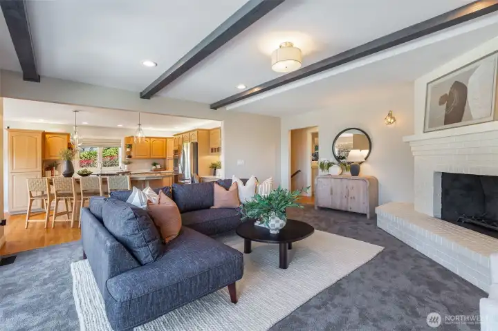 Sitting room off of kitchen