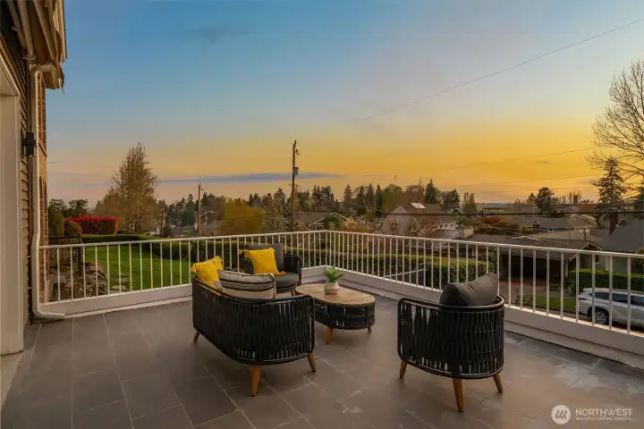 Deck off kitchen with retractable awning