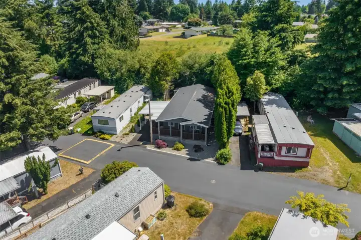 Set in a gorgeous Pacific Northwest location, this home offers stunning natural beauty and a tranquil environment.