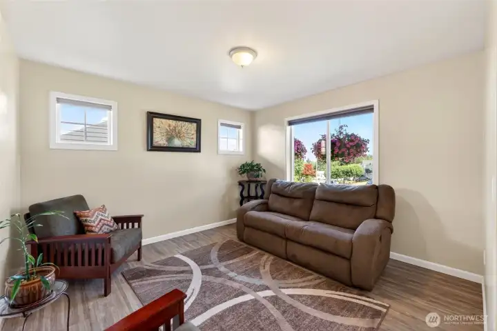 Sitting Area/Den Sitting Area/Den