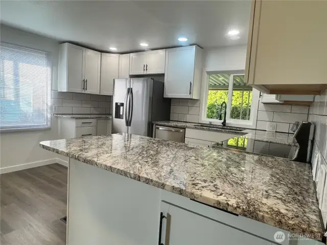 The kitchen's dining peninsula.