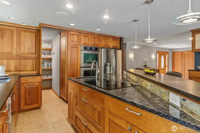 Double Ovens with Steam Assist