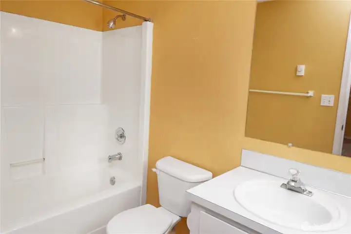 primary ensuite bath