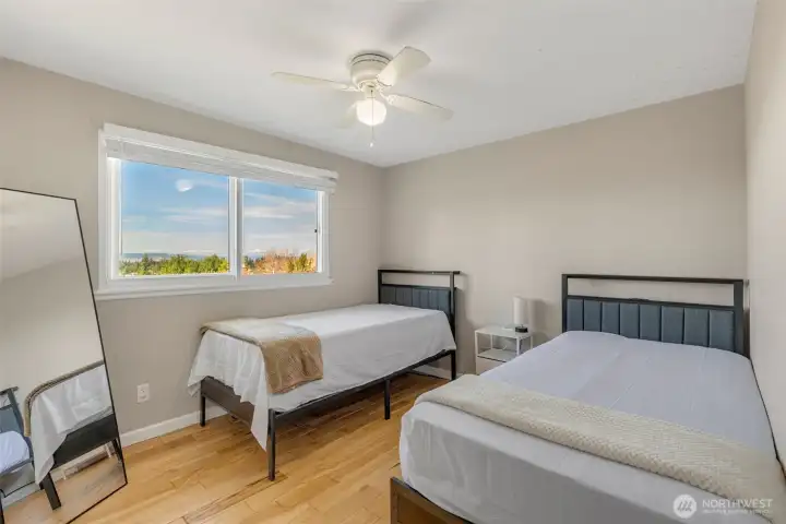 Bedroom 1 - Main level