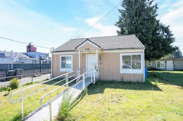 Newer roof for added value and peace of mind.