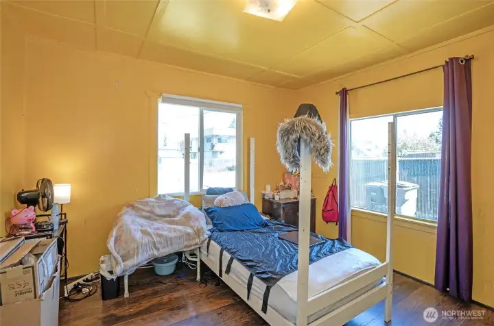 Main floor Bedroom #1
