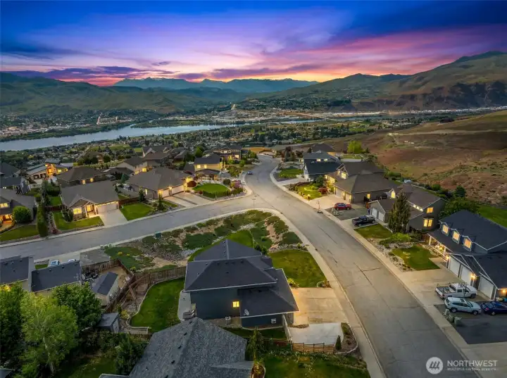 Beautiful views of all the surrounding mountains.