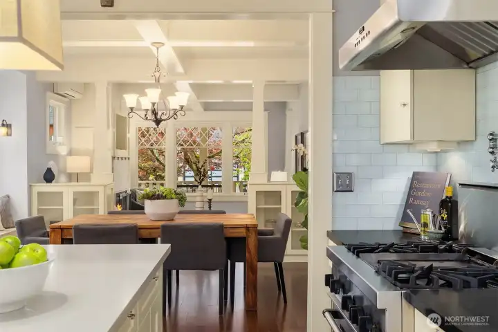 Designed to live as one—kitchen, dining, and living flowing together in a way that feels natural, not forced. Whether it’s a quiet night in or a full house, everything stays connected without losing its sense of place. Designed to live as one—kitchen, dining, and living flowing together in a way that feels natural, not forced. Whether it’s a quiet night in or a full house, everything stays connected without losing its sense of place.