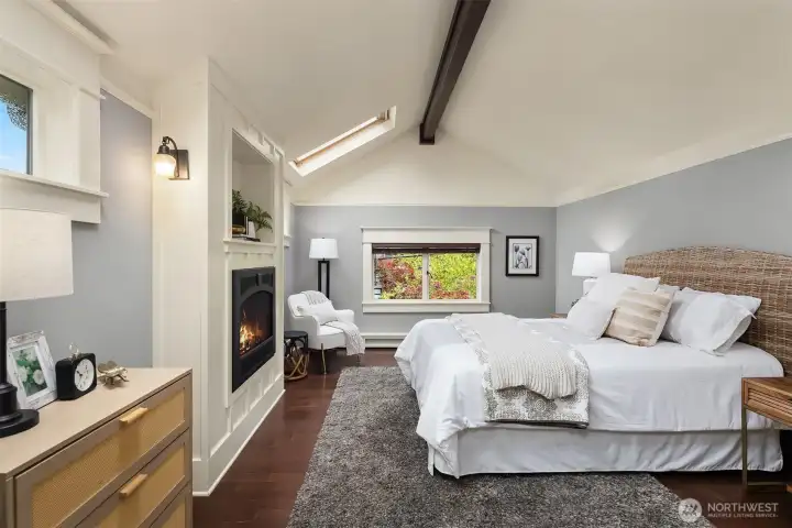 A true primary retreat—vaulted ceilings, soft natural light, and a fireplace that makes slow mornings and early nights feel like a daily luxury. A true primary retreat—vaulted ceilings, soft natural light, and a fireplace that makes slow mornings and early nights feel like a daily luxury.