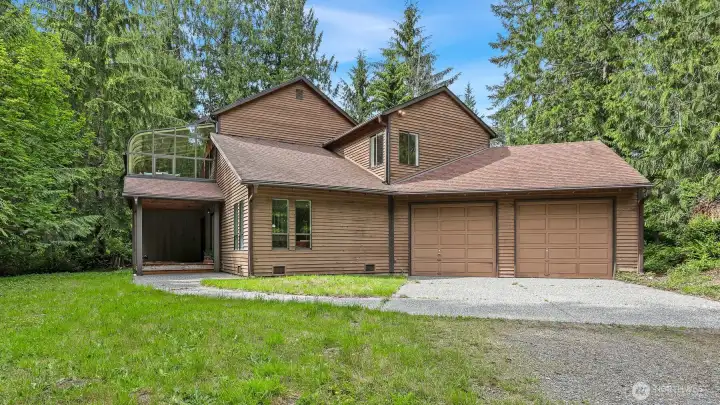 3 Car Garage
