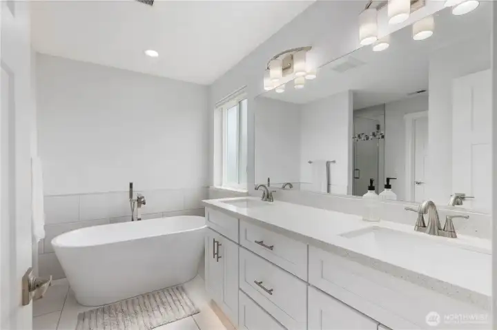 Fresh, modern finishes with a relaxing spa-like feel